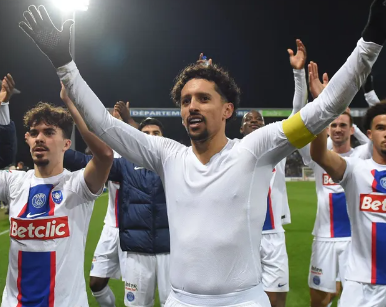 米乐在线登录关于里程碑夜多伦多猛龙远射贴柱，德国杯集结日刷纪录，气氛紧张，年轻球员得到机会的信息