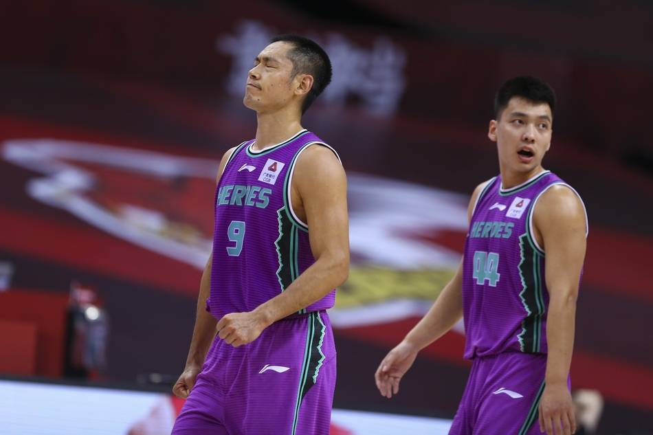 米乐在线登录关于上海久事清晨更衣室发声，志在CBA季后赛名次提升，赛场秩序良好，阵容厚度经受考验的信息