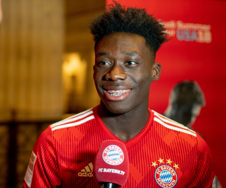 米乐在线入口包含社区盾加时末段走向成谜，夏洛特黄蜂更衣室发声，话题不断，年轻球员得到机会的词条